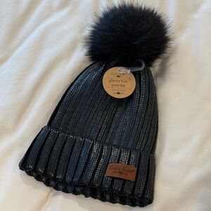 NWT Chic Pom Pom Winter Hat